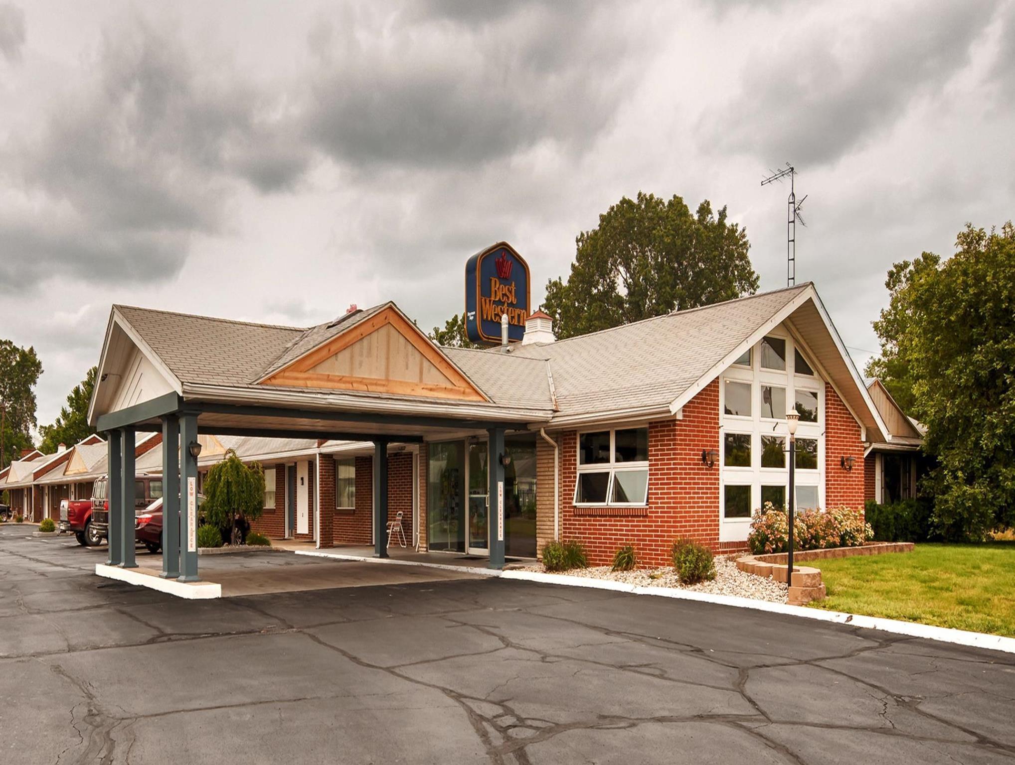 Days Inn By Wyndham Wauseon Exterior photo