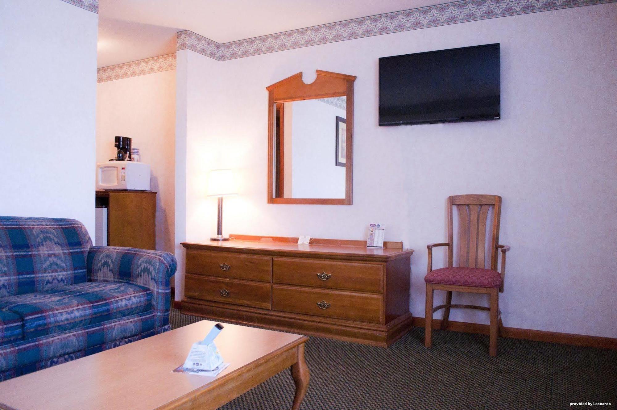Days Inn By Wyndham Wauseon Exterior photo