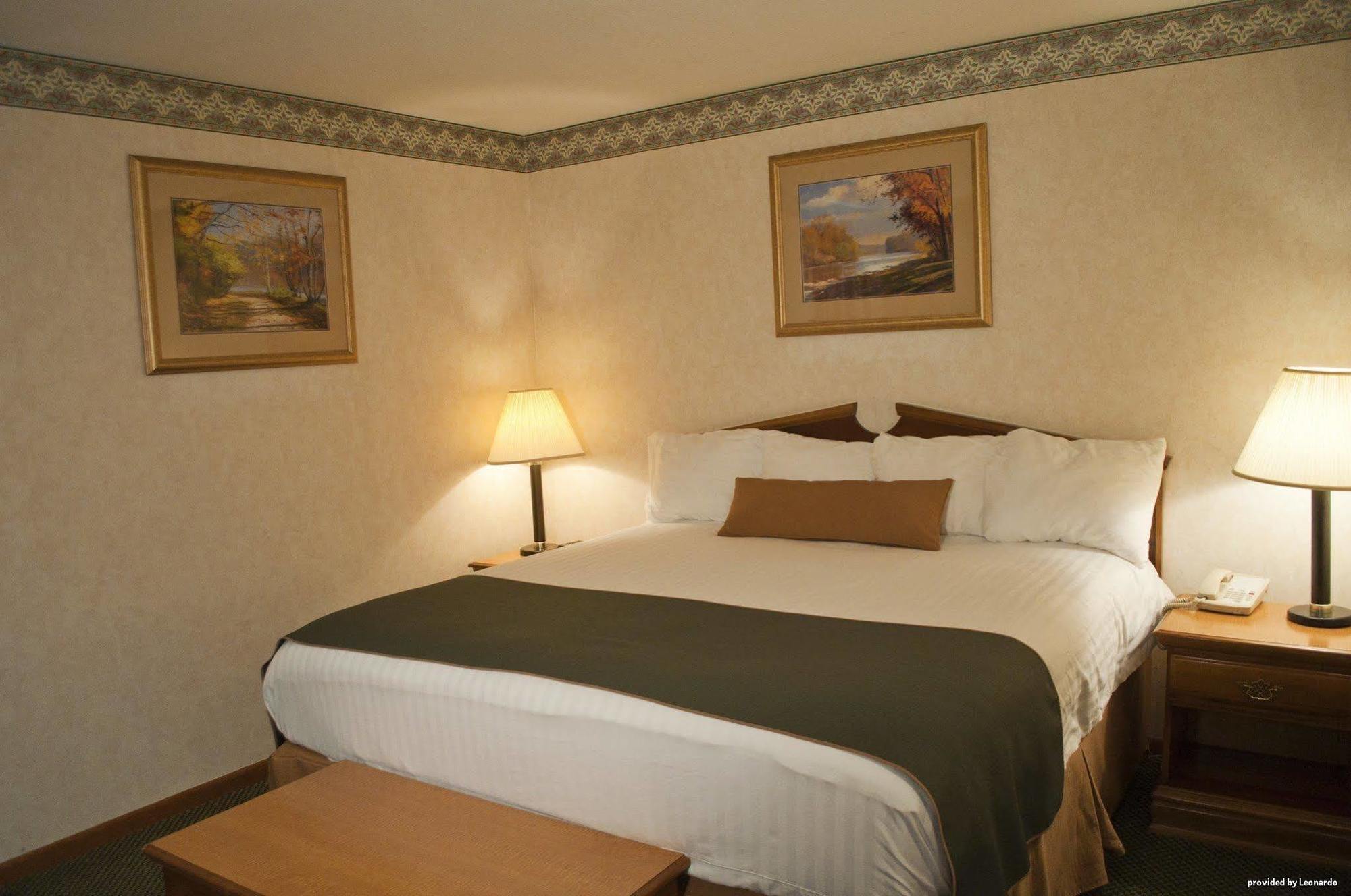 Days Inn By Wyndham Wauseon Exterior photo